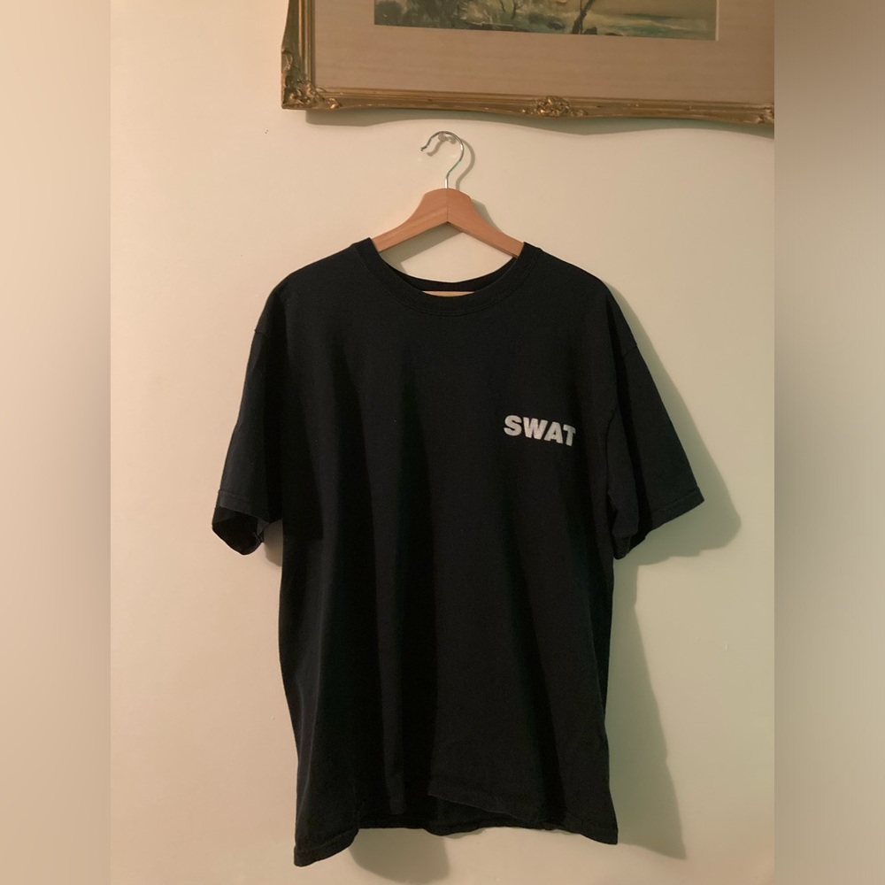 Vintage GILDAN Black SWAT Tee Men’s Large T-Shirt Ultra Cotton Activewear